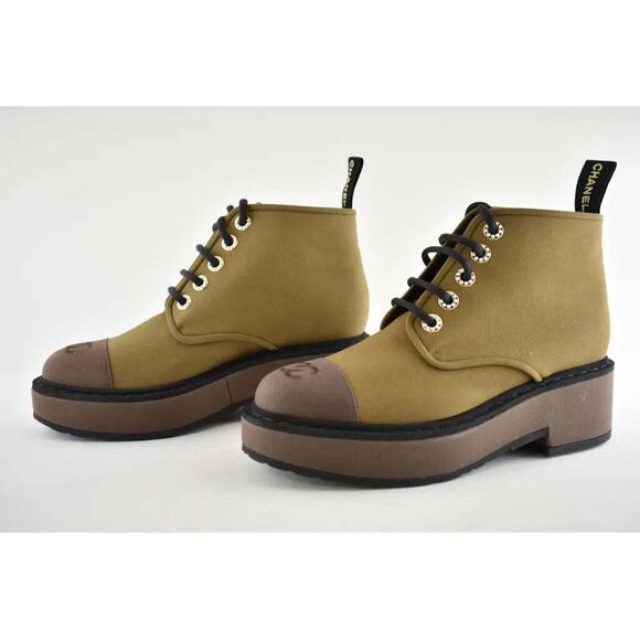 Chanel 20C Light Dark Brown Pearl CC Combat Lace Up Tie Ankle Short Boot 38.5 - Picture 9 of 12